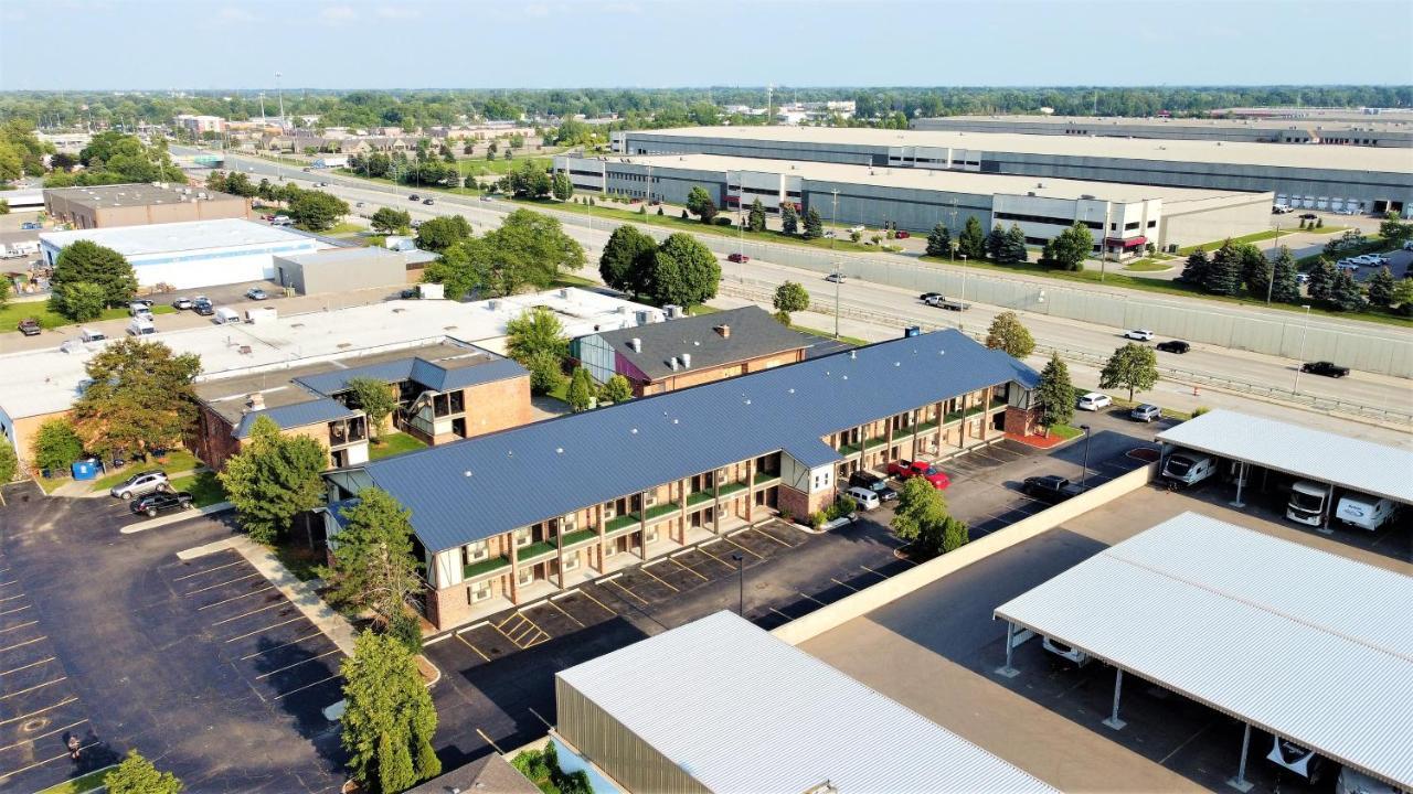 Americas Best Value Inn-Livonia/Detroit Buitenkant foto