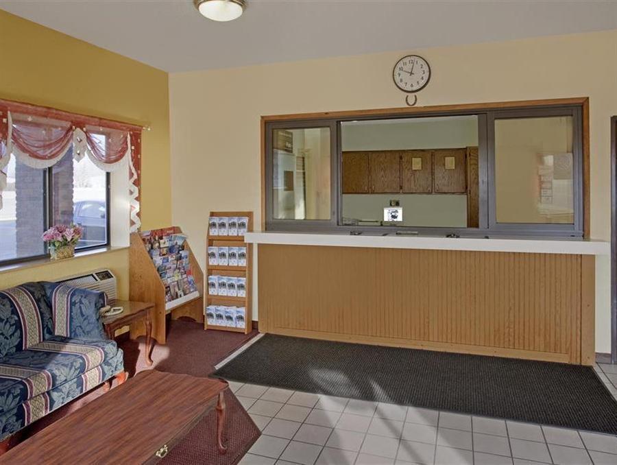 Americas Best Value Inn-Livonia/Detroit Buitenkant foto