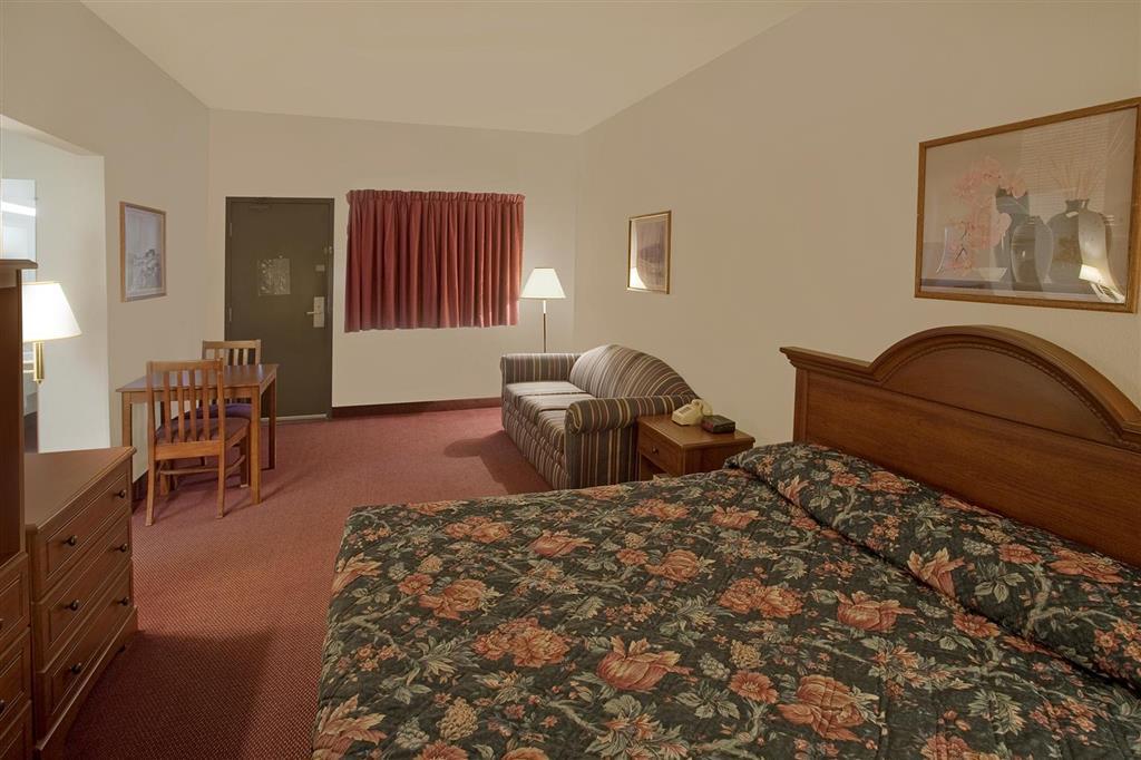 Americas Best Value Inn-Livonia/Detroit Kamer foto