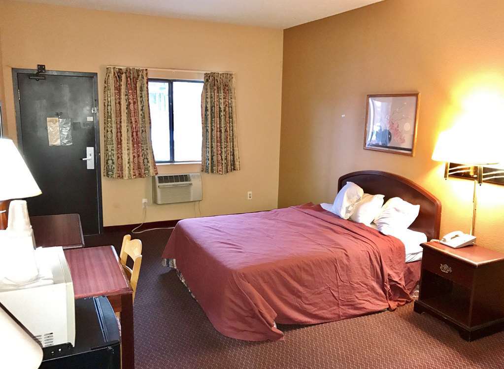 Americas Best Value Inn-Livonia/Detroit Kamer foto