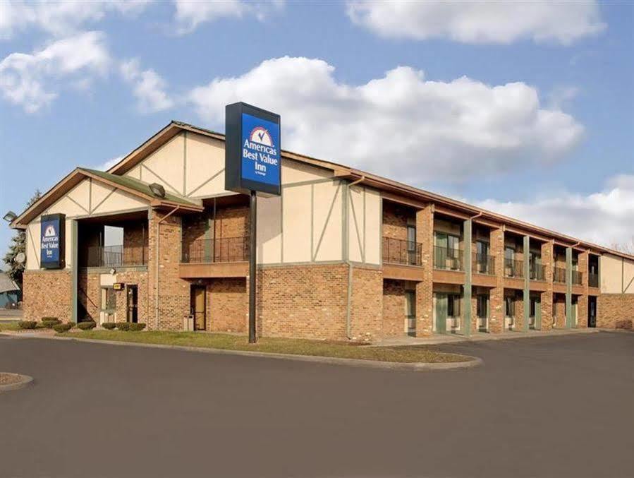 Americas Best Value Inn-Livonia/Detroit Buitenkant foto